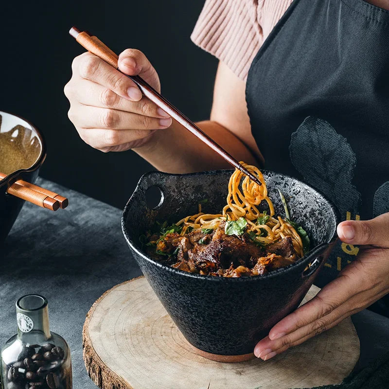 Bol à ramen japonais en céramique, forme conique évasée, vue 5
