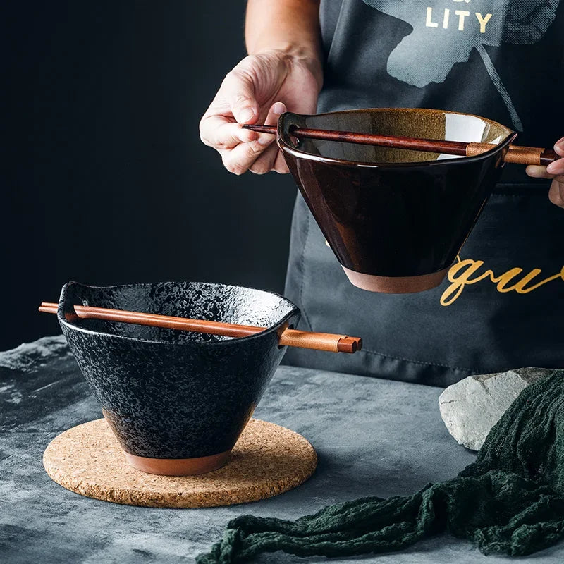 Bol à ramen japonais en céramique, forme conique évasée