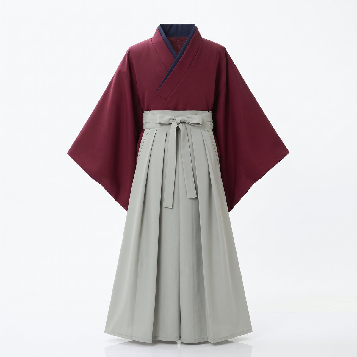 Kimono japonais homme bordeaux au col marine et hakama gris clair plissé, liens noués devant