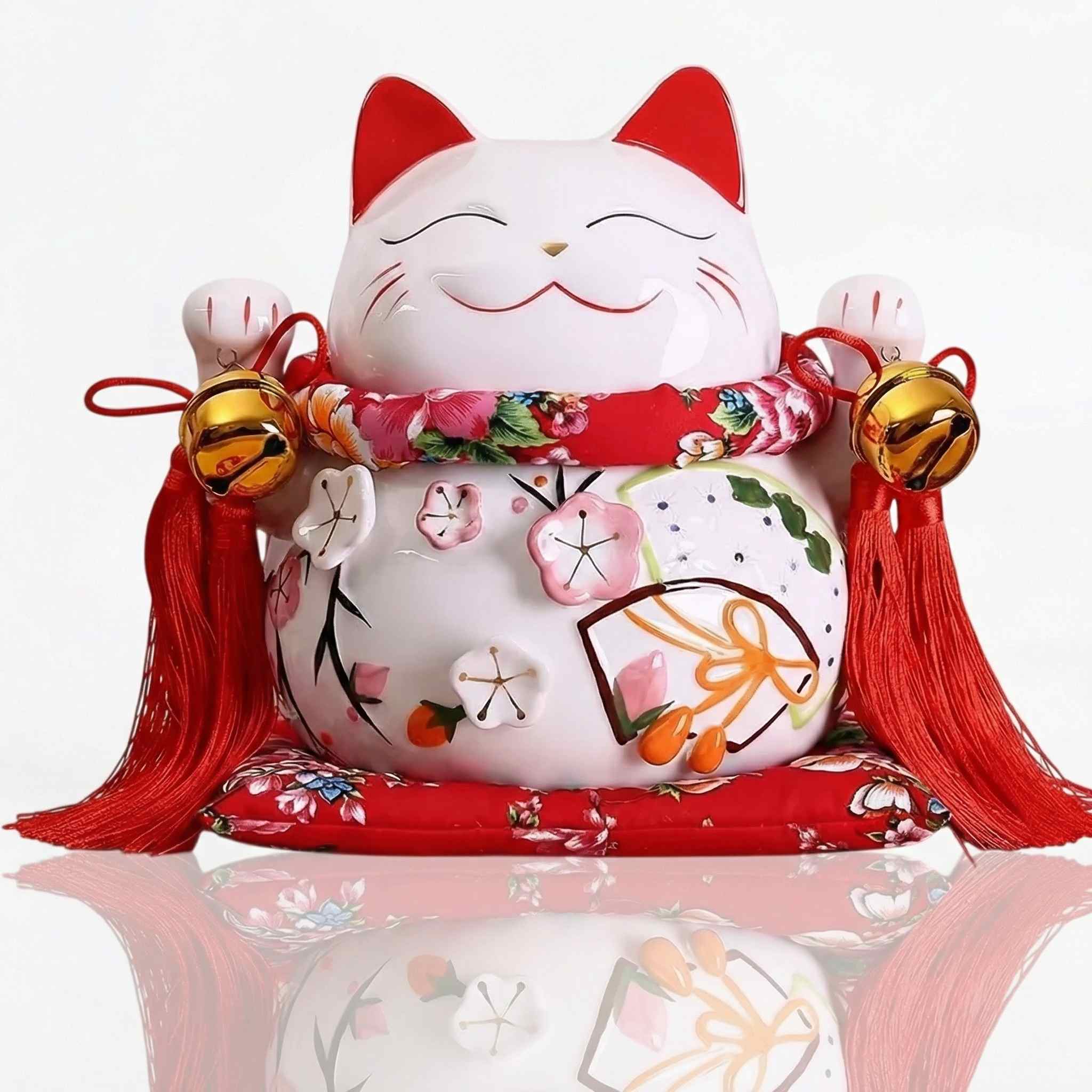 Maneki Neko céramique Harmonie et Printemps vue de face avec motifs sakura
