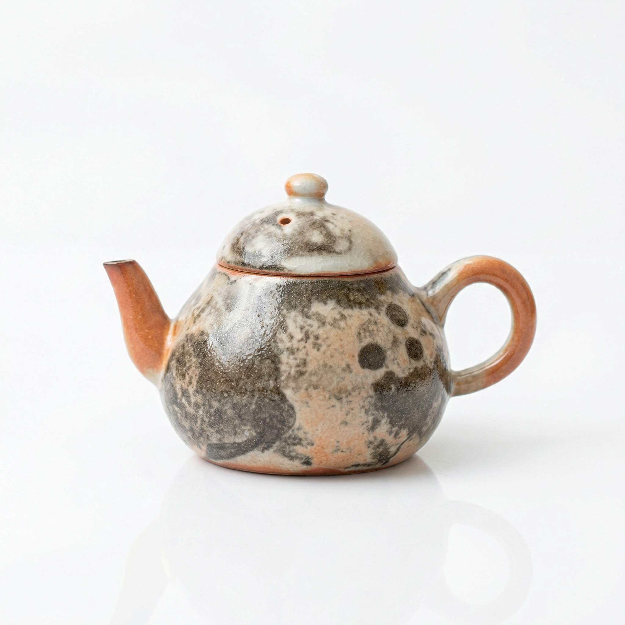 Théière japonaise en céramique avec motif chat noir façonnée à la main